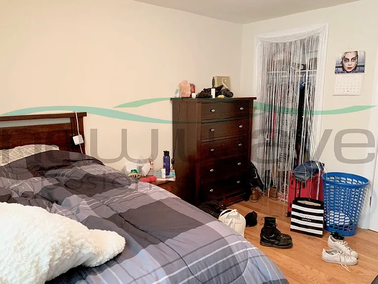 839 Parker St #1 — Photo 3
