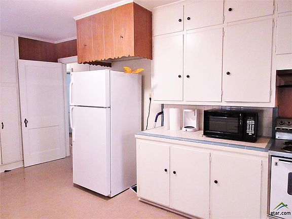 5th image of 508 Beaumont St