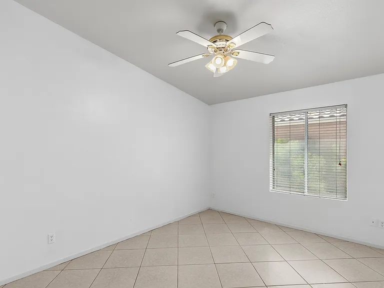 11820 S 45th St — Photo 18