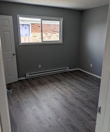2nd image of 205 Sandra Ave APT K3