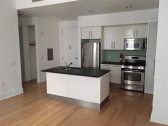 2nd image of 4 Beacon Way APT 1013