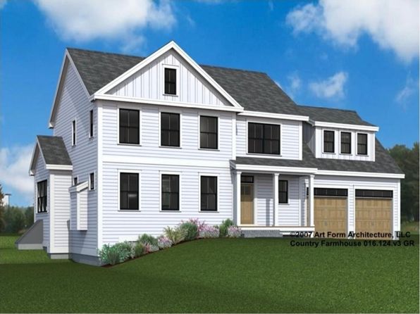 77 Pembroke St, Kingston, MA 02364