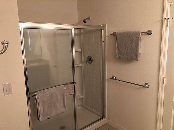 4th image of 1742 Savannah Ln
