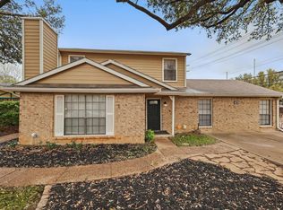 1901 Lost Creek Dr, Arlington, TX 76006