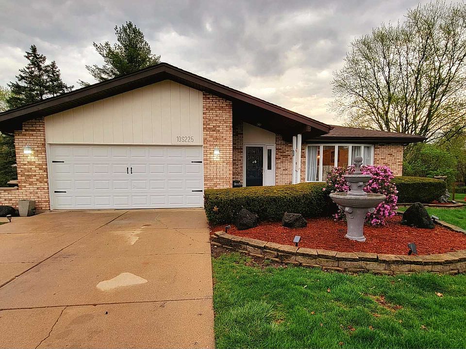 10S225 Kaye Ln, Willowbrook, IL 60527 Zillow