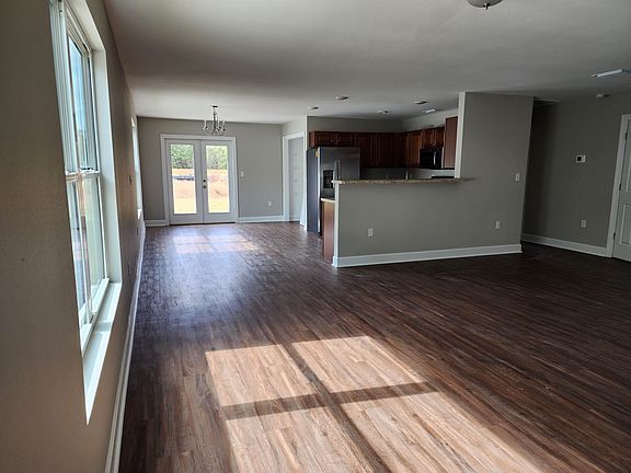 4th image of 4808 Silent Creek Ln