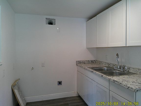 4th image of 1366 1368 Hollow Pine Ln #2