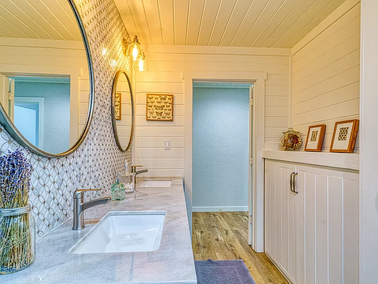 6815 Mount Shasta Ave — Photo 20