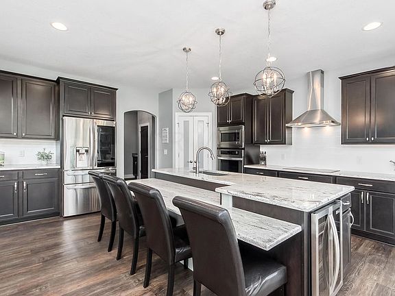 5th image of 147 Stone Valley Dr