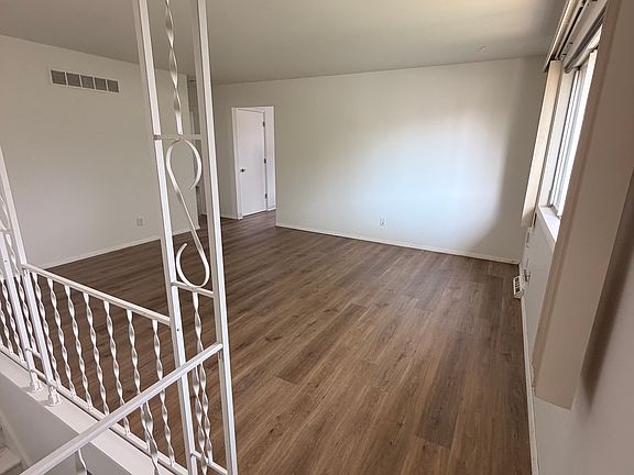 4th image of 2223 W Westport Rd #2221