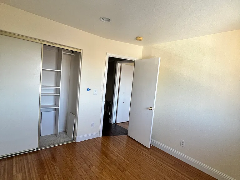 413 Brennan Pl — Photo 16