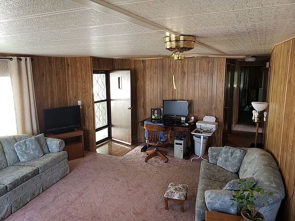 3rd image of 2205 E Linden St Trlr 16