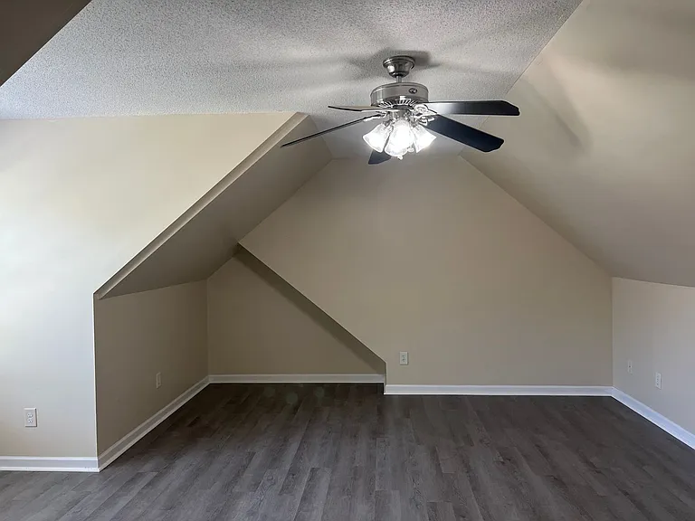 101 Mallards Landing Dr — Photo 12