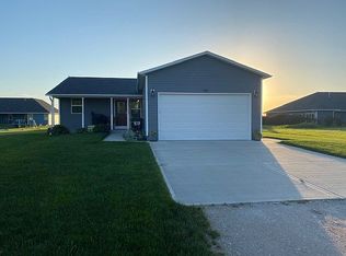115 Kelly Ct, Saint Paul, NE 68873