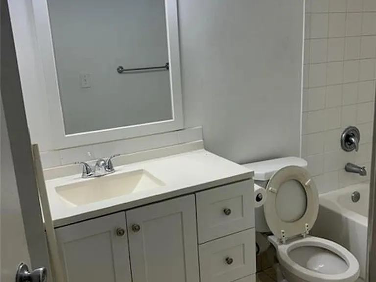 1089 N Benoist Farms Rd #301 — Photo 13