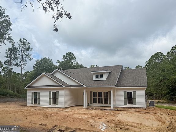2nd image of 375 Canoochee Dr