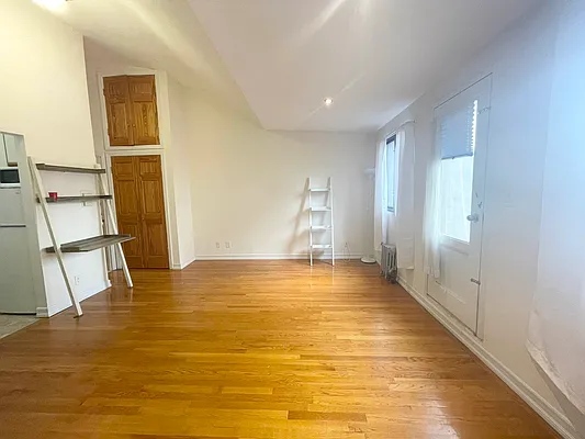 Rented by Meraki Realty LLC | media 2