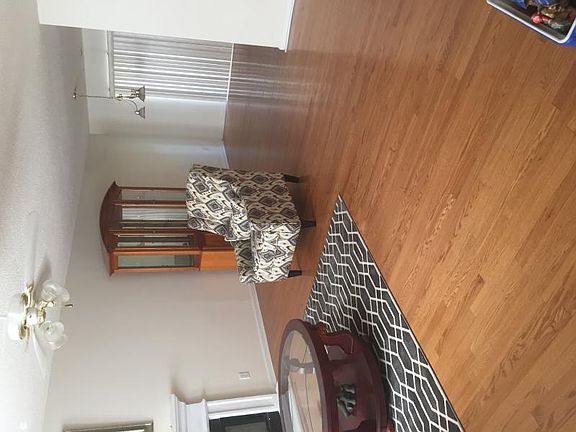 2nd image of 4222 Chestnut Lake Ave