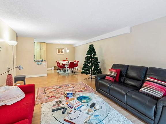 4th image of 780 Premier St #101