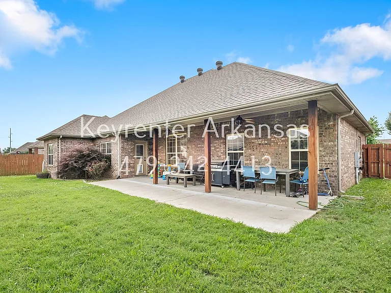 1048 Tarah Knolls Cir — Photo 27