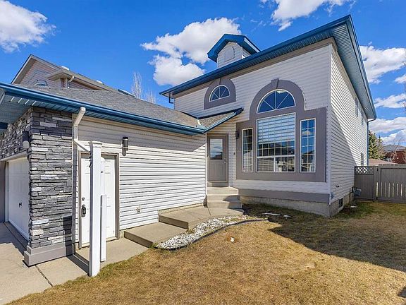 2nd image of 32 Citadel Ridge Pl NW