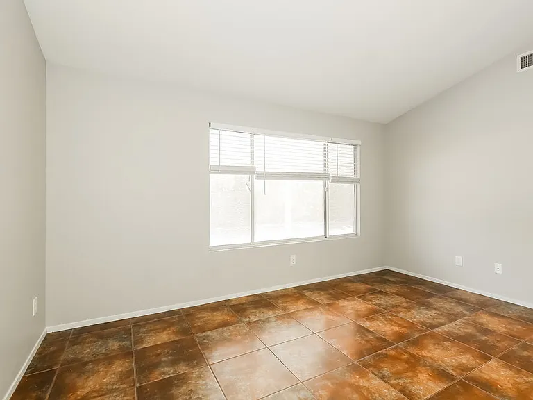 1621 Running Creek Dr — Photo 9