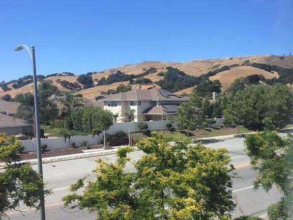 4th image of 16994 Sorrel Way