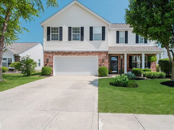 12352 Carriage Stone Dr, Fishers, IN 46038