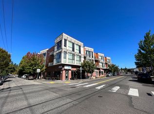 838 SE 38th Ave UNIT 302, Portland, OR 97214