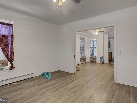 5th image of 114 E Orange St