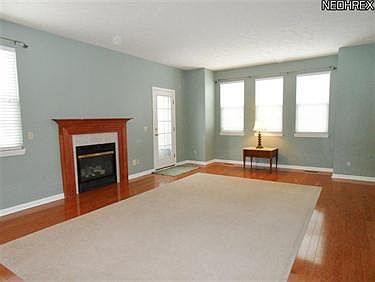 4th image of 8817 Roberts Ct #19C