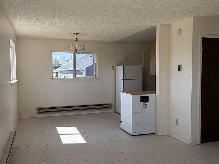 127 N Fillmore St — Photo 3