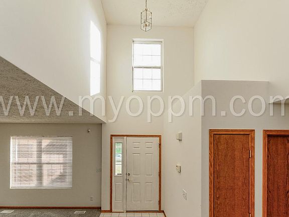 5th image of 11710 S 27th St