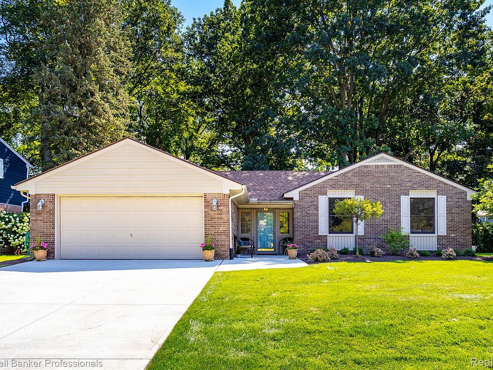 1st image of 41555 Sunnydale Ln