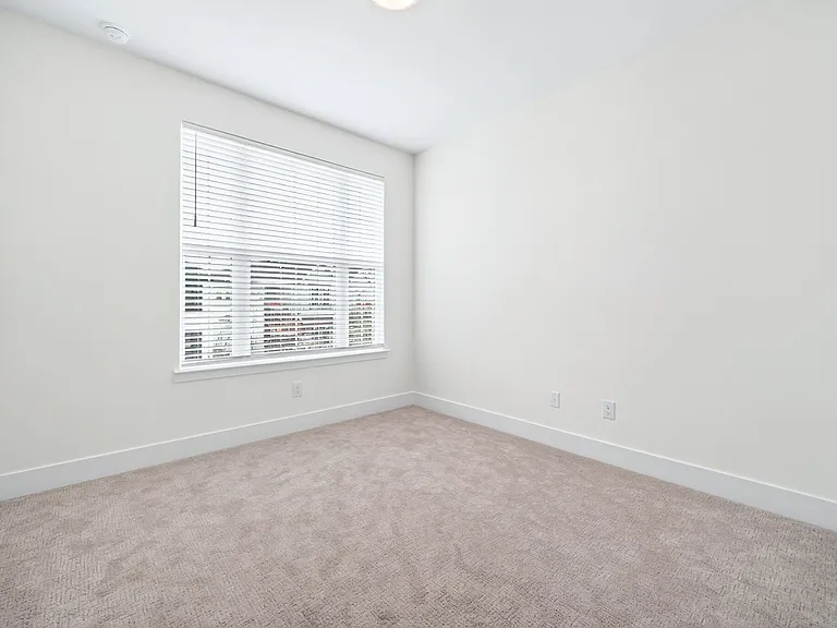 7340 Confetti Ln — Photo 29