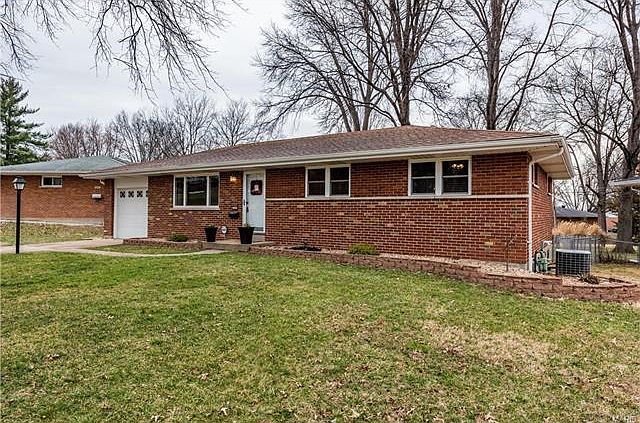 1st image of 2241 Rainbow Dr