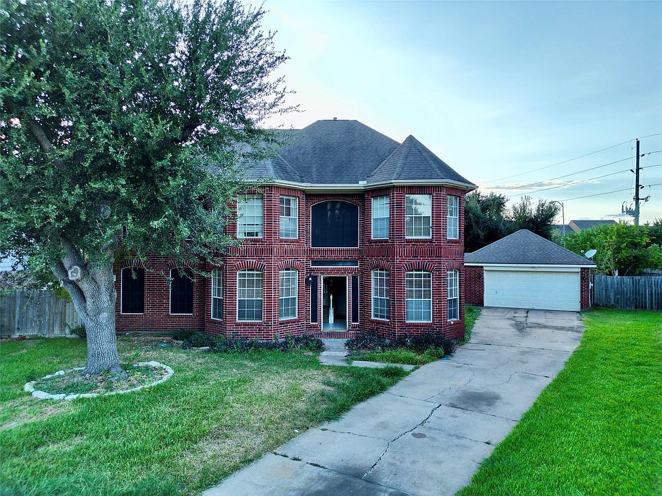 1st image of 2906 Little Branch Ct