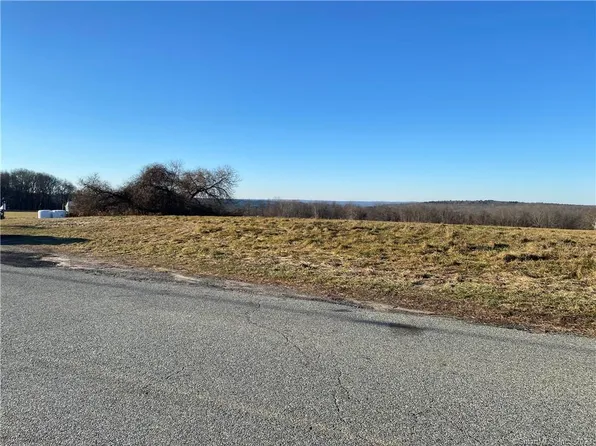 1193 North Road, Killingly, CT 06241