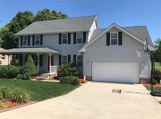50 Shannon Dr, Hurricane, WV 25526