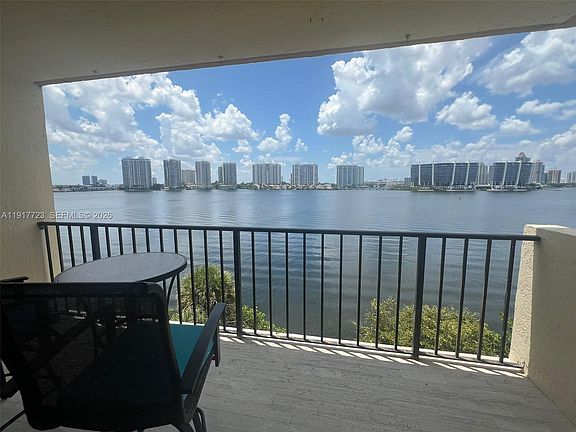 3rd image of 17878 N Bay Rd APT 507