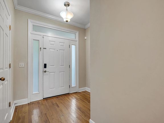 3rd image of 1732 Summer Meadow Pl