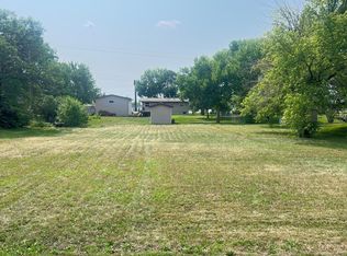 2608 1st St N, Waite Park, MN 56387