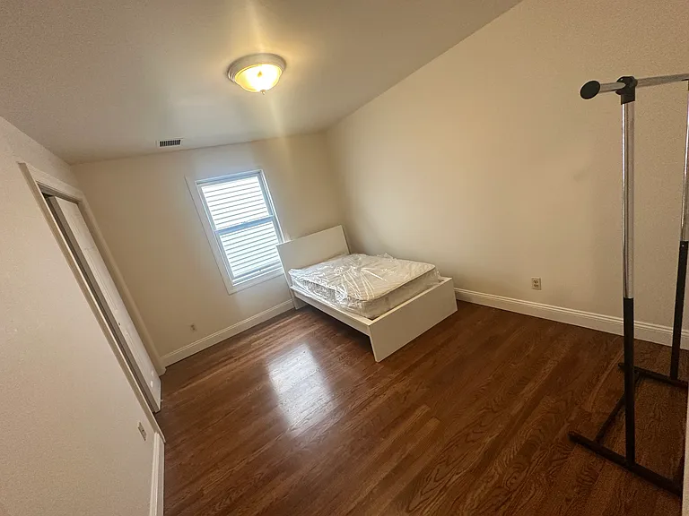 24 Wales Ave — Photo 6