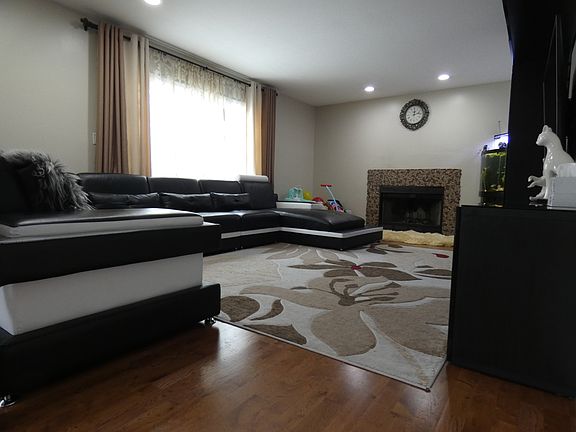 4th image of 1174 Harwich Dr