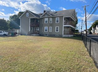 176 Mammoth Rd #1, Lowell, MA 01854