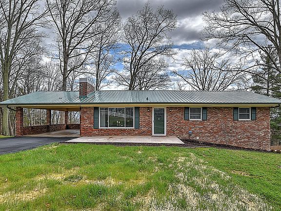 3rd image of 1218 Romans Dr