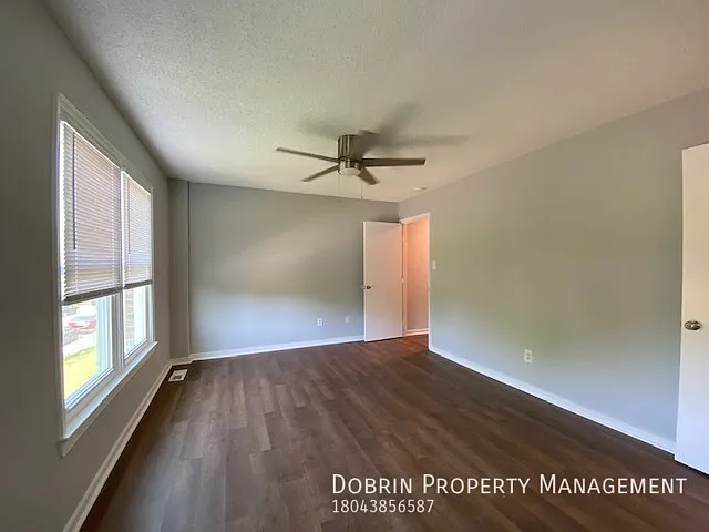 1504 Claiborne St — Photo 8