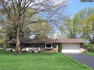1041 Curtwood Dr, Wooster, OH 44691