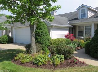 64 Community Dr, Avon Lake, OH 44012