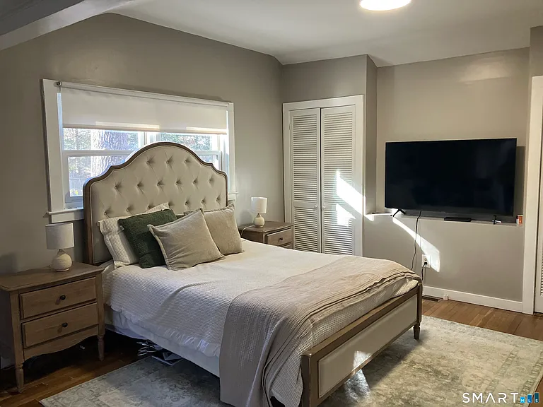 211 New Canaan Rd — Photo 40